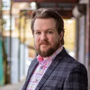 1Qq7BGnwAP5O2v4lJv1PL3CQRhMho9-metabWljaGFlbC1wcm9maWxlLXNxdWFyZS5qcGc=-